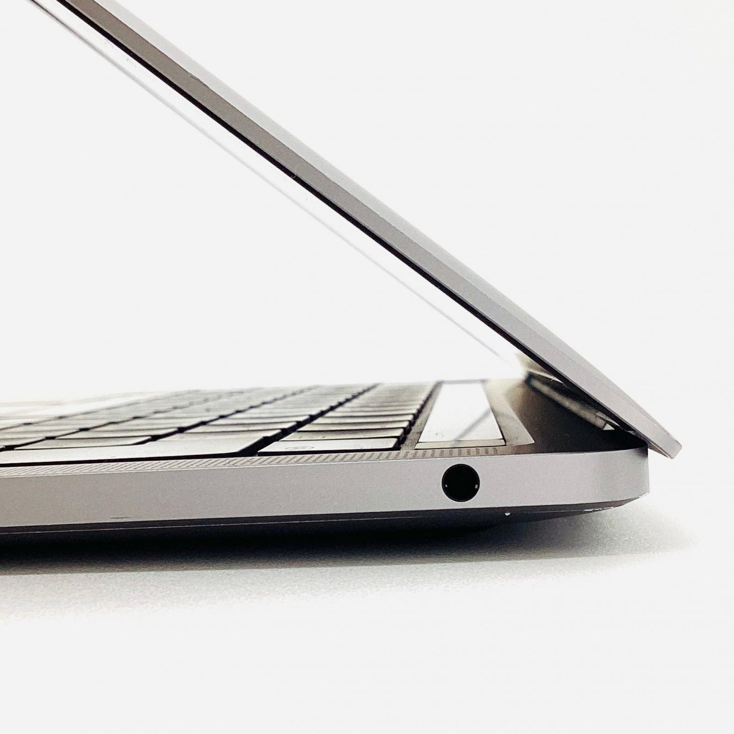 【全額返金保証】【最速発送】Apple MacBook Pro 13インチ 2020 Apple M1 8GB SSD 512GB スペースグレイ 89% 動作確認済