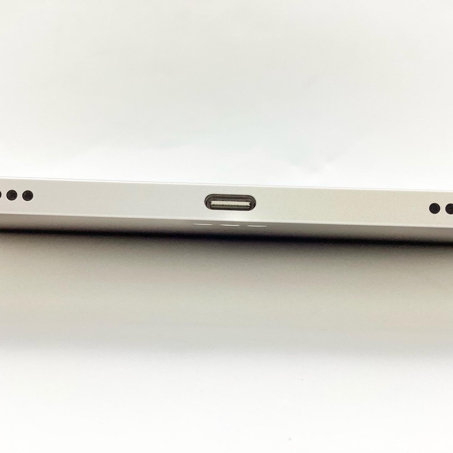 【全額返金保証】【最速発送】Apple iPad Air M2 11インチ 第6世代 512GB スターライト Wi-Fi 超美品 動作確認済