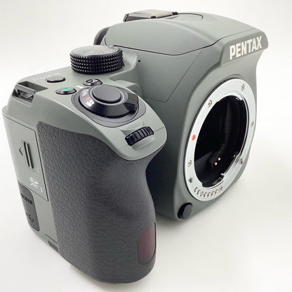 【全額返金保証】【最速発送】PENTAX デジタル一眼 PENTAX KF ボディ [オリーブ] 美品 動作確認済