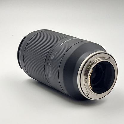 【全額返金保証】【最速発送】TAMRON 70-300mm F/4.5-6.3 Di III RXD (Model A047) 美品 動作確認済