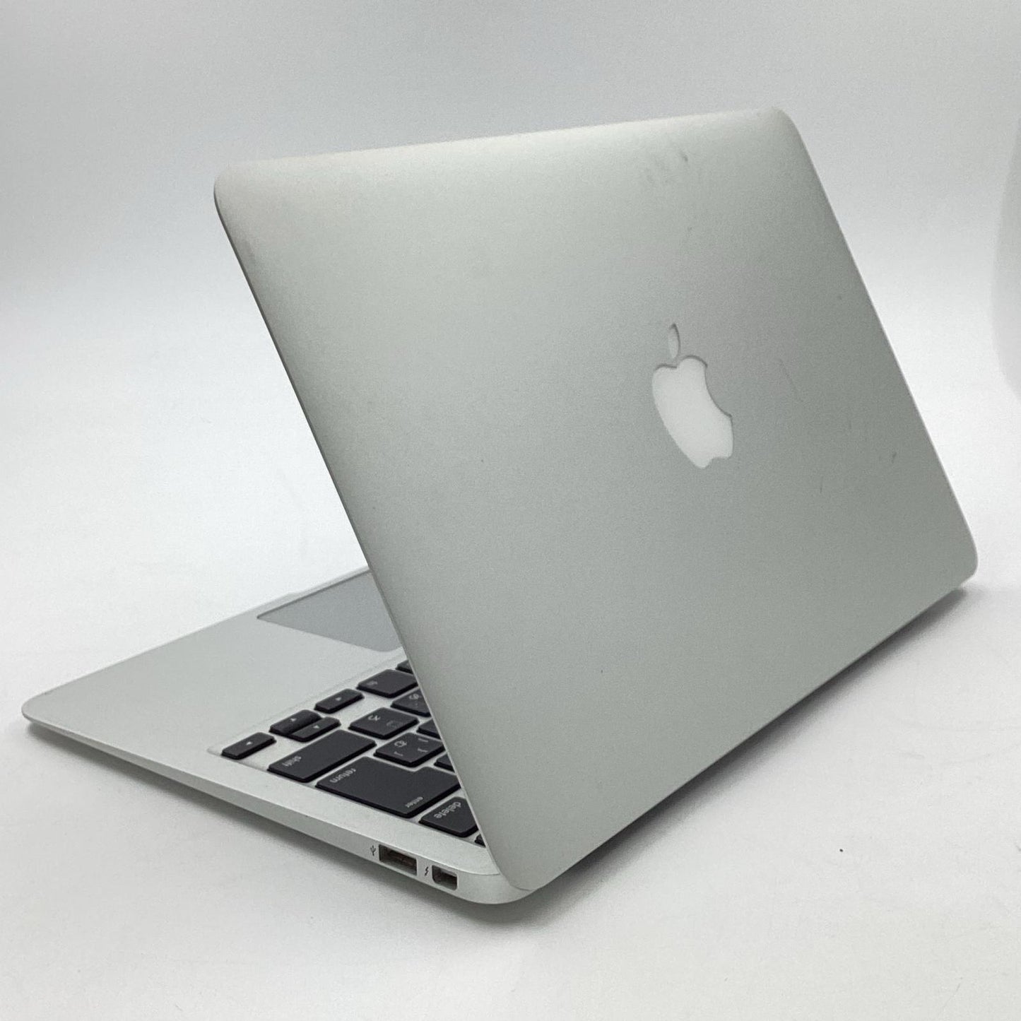 【全額返金保証】【最速発送】Apple MacBook Air 11.6インチ 2014 Intel Core i5 1.4GHz 4GB SSD 128GB シルバー 95.3% 動作確認済