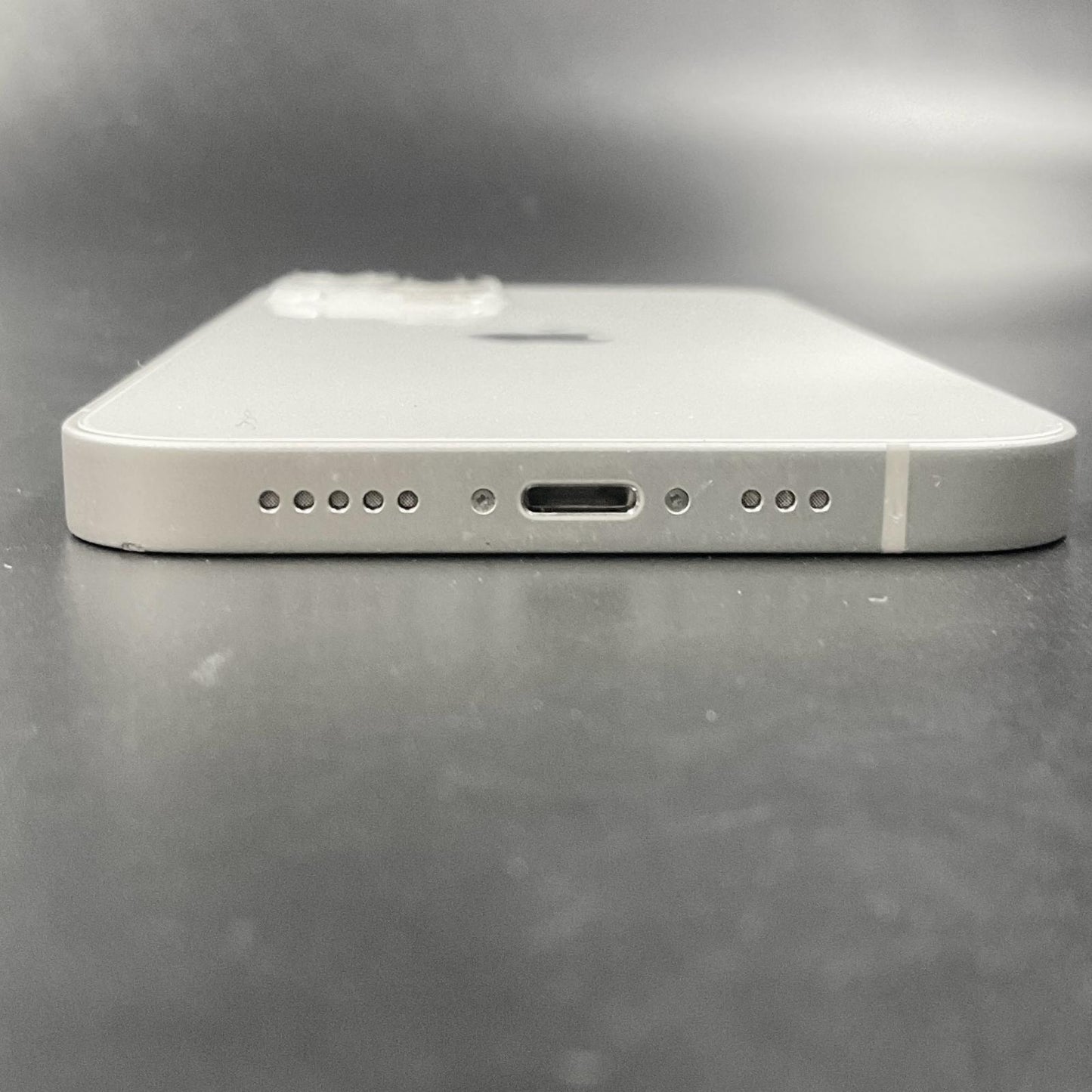 【全額返金保証】【最速発送】Apple iPhone iPhone 13 128GB スターライト Softbank 白ロム 美品 動作確認済 82%