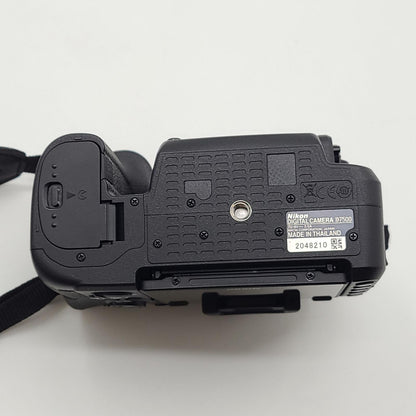 【全額返金保証】【最速発送】Nikon デジタル一眼 D7500 ボディ ブラック 美品 動作確認済