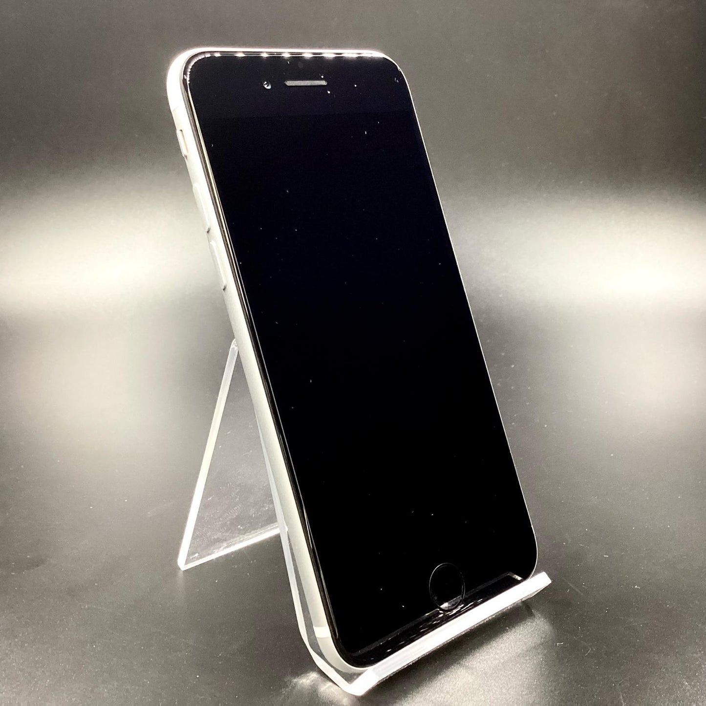 【全額返金保証】【最速発送】Apple iPhone iPhone SE（第2世代） 64GB ホワイト 白ロム 動作確認済 79%