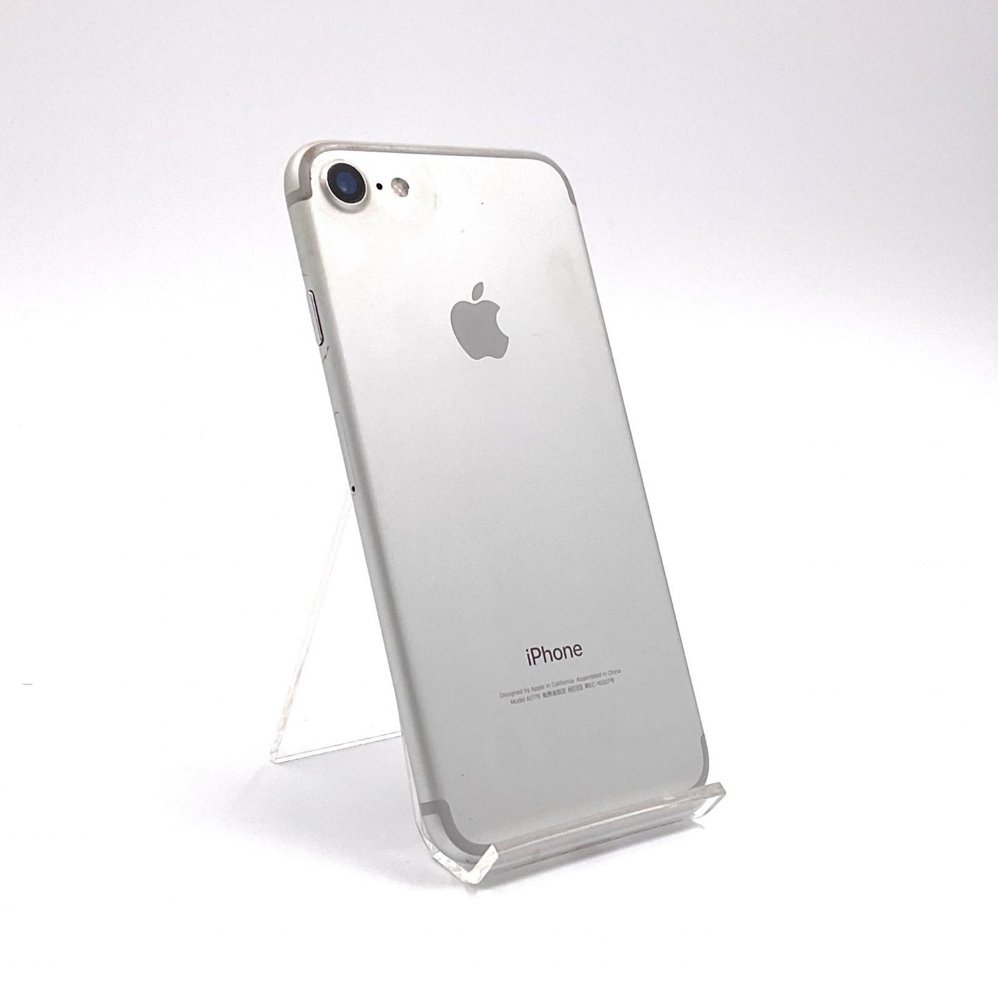 【全額返金保証】【最速発送】Apple iPhone iPhone 7 32GB シルバー au 白ロム 動作確認済 96%