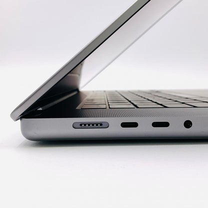 【全額返金保証】【最速発送】Apple MacBook Pro 16.2インチ 2023 Apple M2 Pro 16GB SSD 2TB スペースグレイ 100% 美品 動作確認済