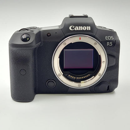 【全額返金保証】【最速発送】Canon デジタル一眼 EOS R5 ボディ ブラック 美品 動作確認済