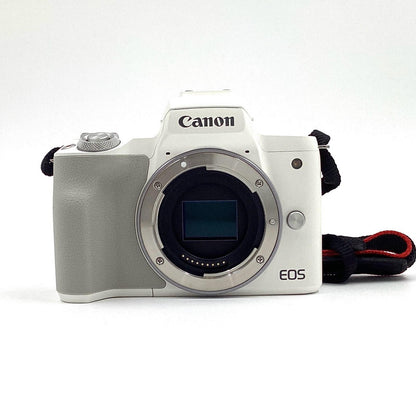 【全額返金保証】【最速発送】Canon デジタル一眼 EOS Kiss M2 ダブルズームキット ホワイト 超美品 動作確認済