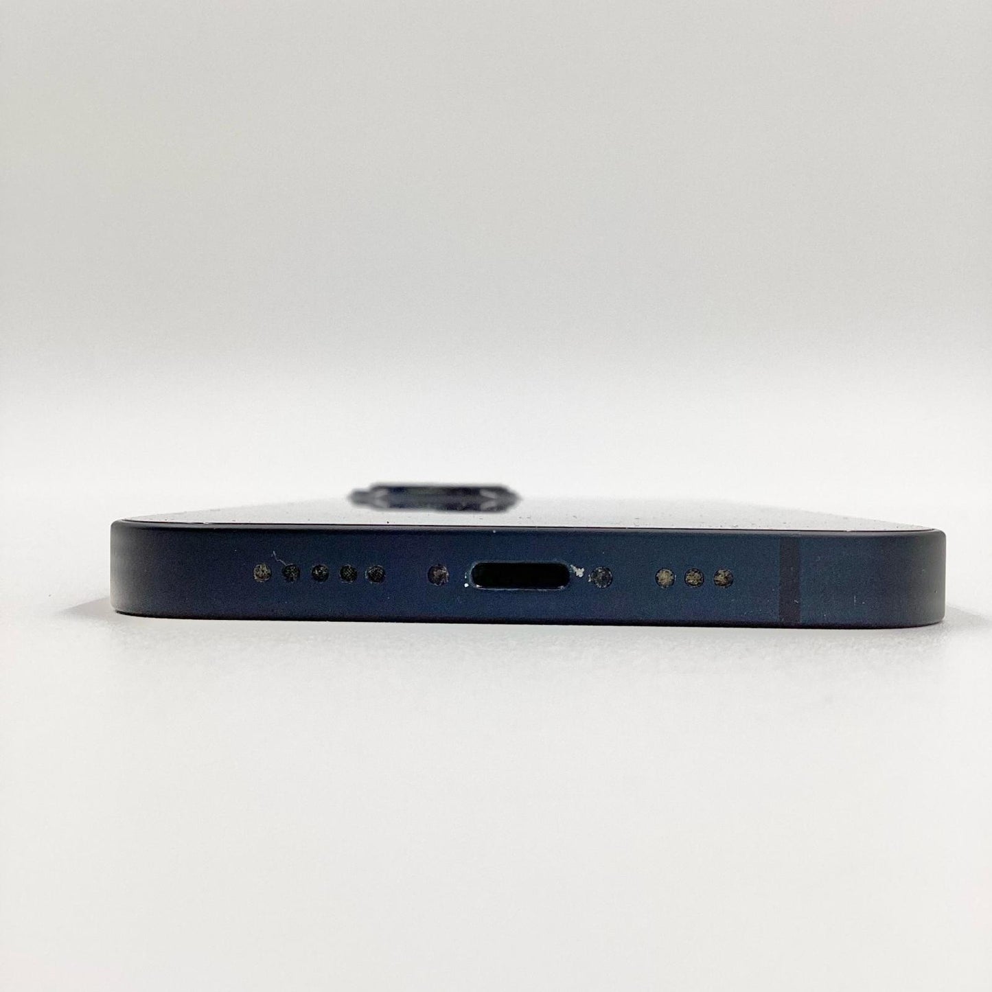 【全額返金保証】【最速発送】Apple iPhone iPhone 13 128GB ミッドナイト au 動作確認済 84%