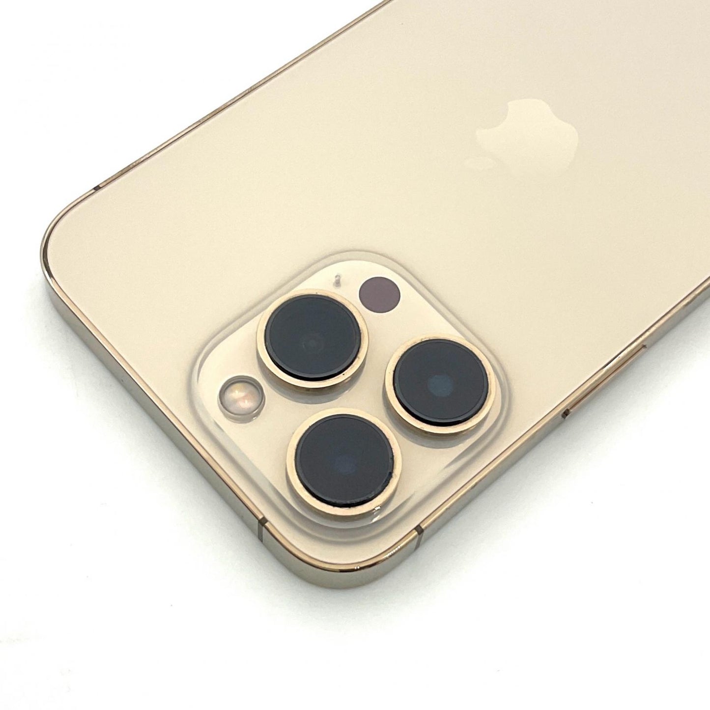 【全額返金保証】【最速発送】Apple iPhone iPhone 13 Pro 256GB ゴールド docomo 動作確認済 82%