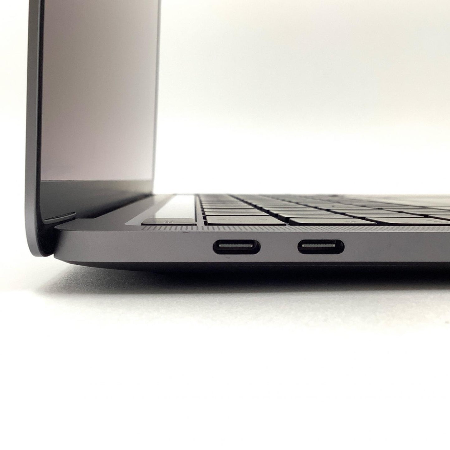 【全額返金保証】【最速発送】Apple MacBook Air 13.3インチ 2022 Apple M2 16GB SSD 512GB スペースグレイ 87% 動作確認済
