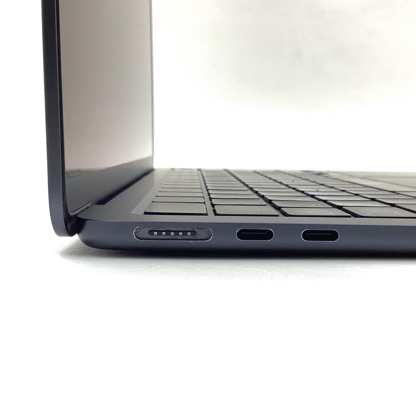 【全額返金保証】【最速発送】Apple MacBook Air 13インチ 2022 M2 16GB SSD 512GB ミッドナイト 美品 動作確認済