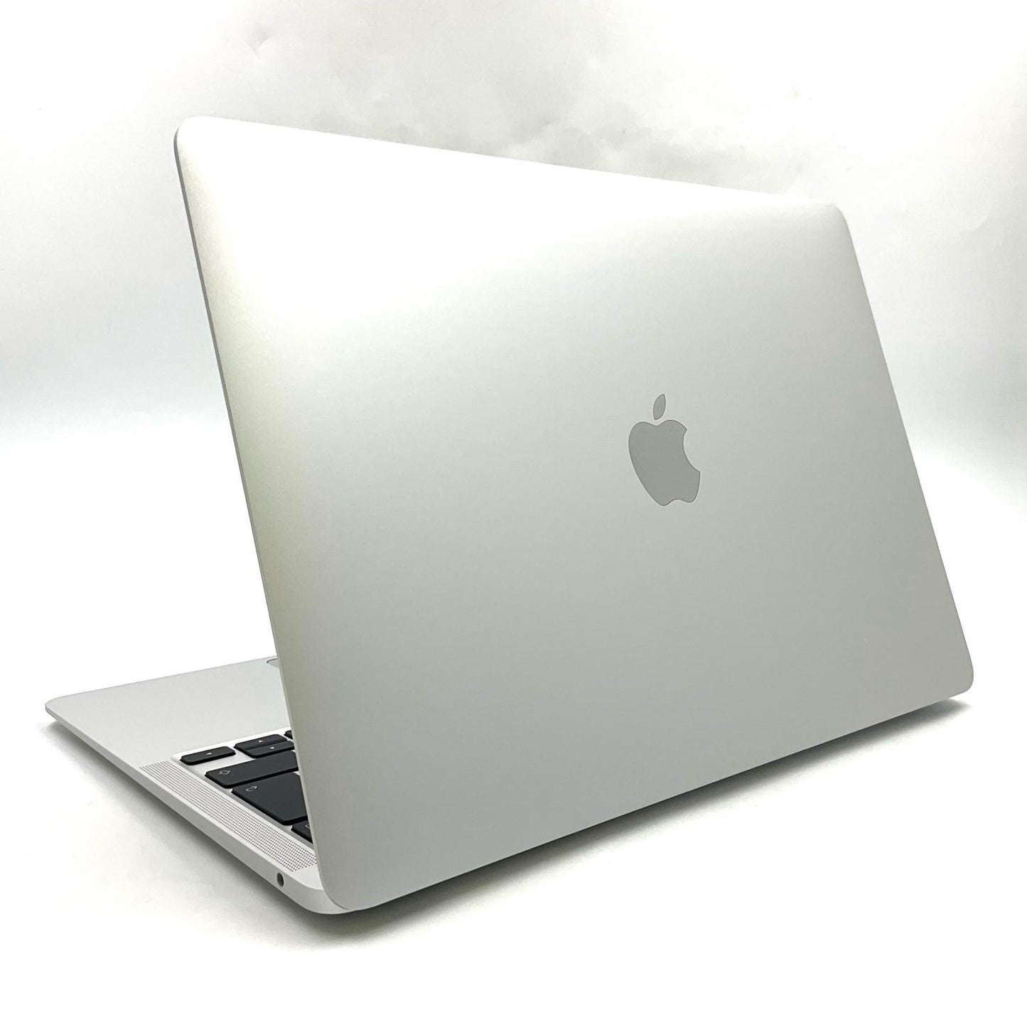 【全額返金保証】【最速発送】Apple MacBook Air 13.3インチ 2020 Apple M1 8GB SSD 256GB シルバー 100% 美品 動作確認済