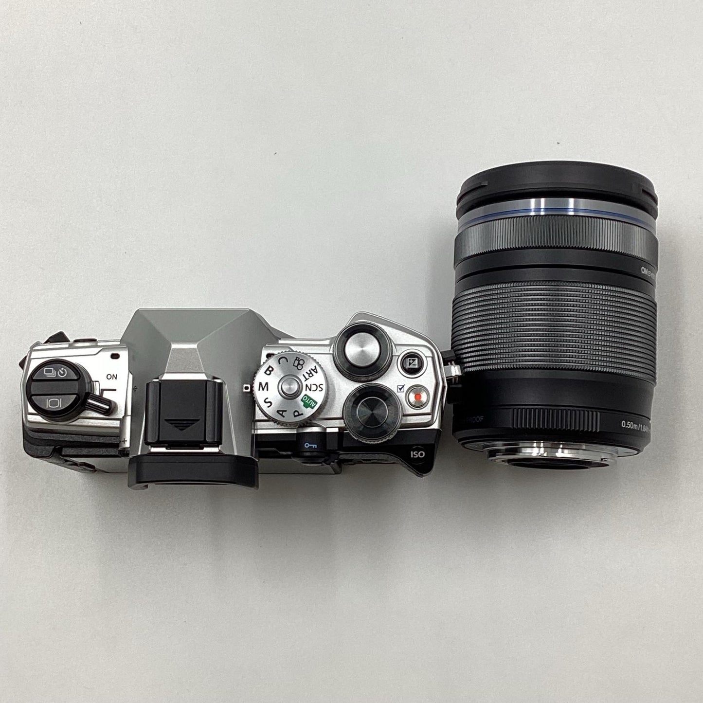 【全額返金保証】【最速発送】OM SYSTEM デジタル一眼 OM-5 14-150mm II レンズキット シルバー 美品 動作確認済