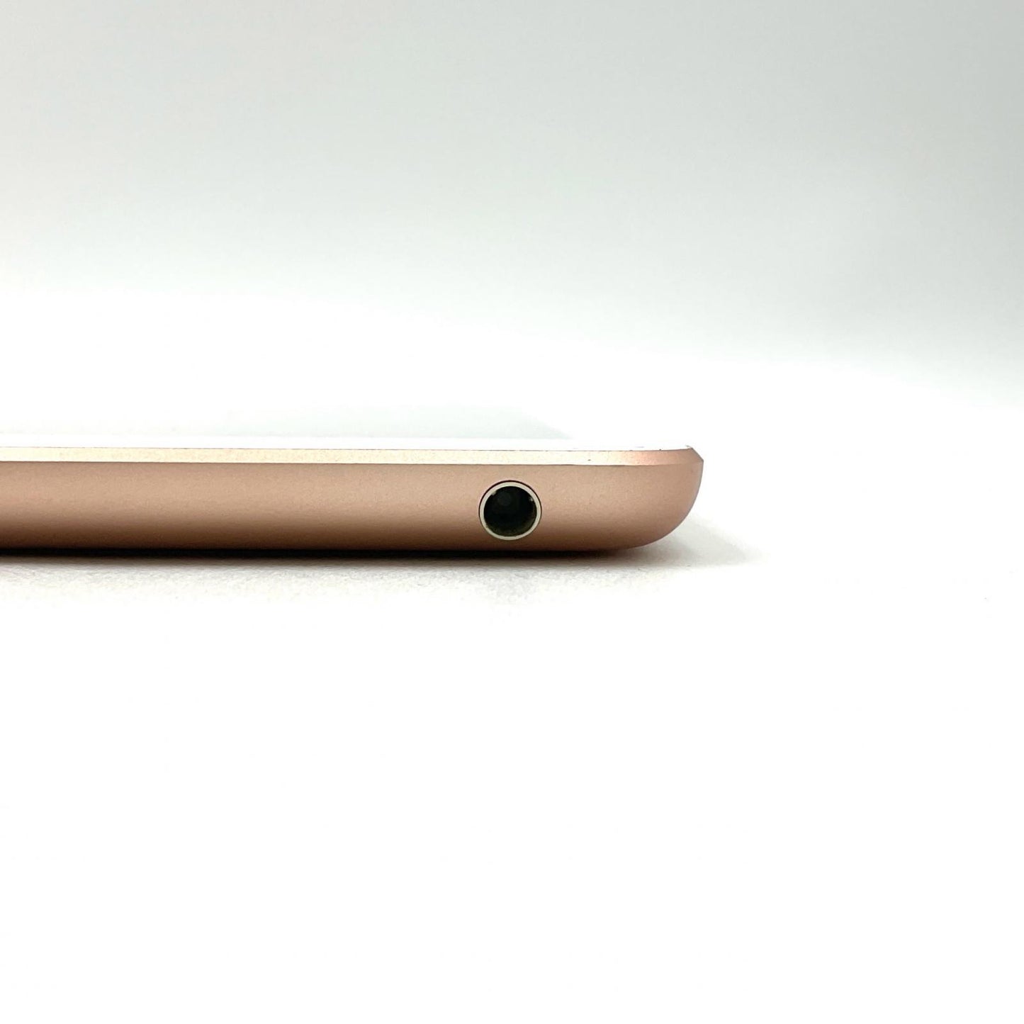 【全額返金保証】【最速発送】Apple iPad iPad 10.2インチ 第8世代 128GB ゴールド Wi-Fi 動作確認済