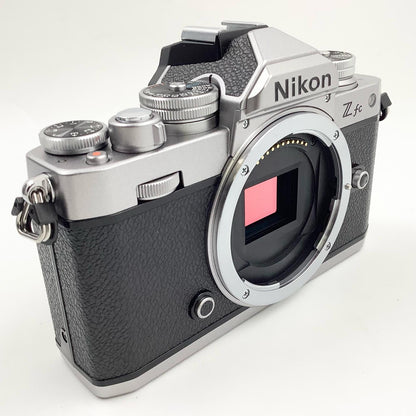 【全額返金保証】【最速発送】Nikon デジタル一眼 Z fc  シルバー 超美品 動作確認済