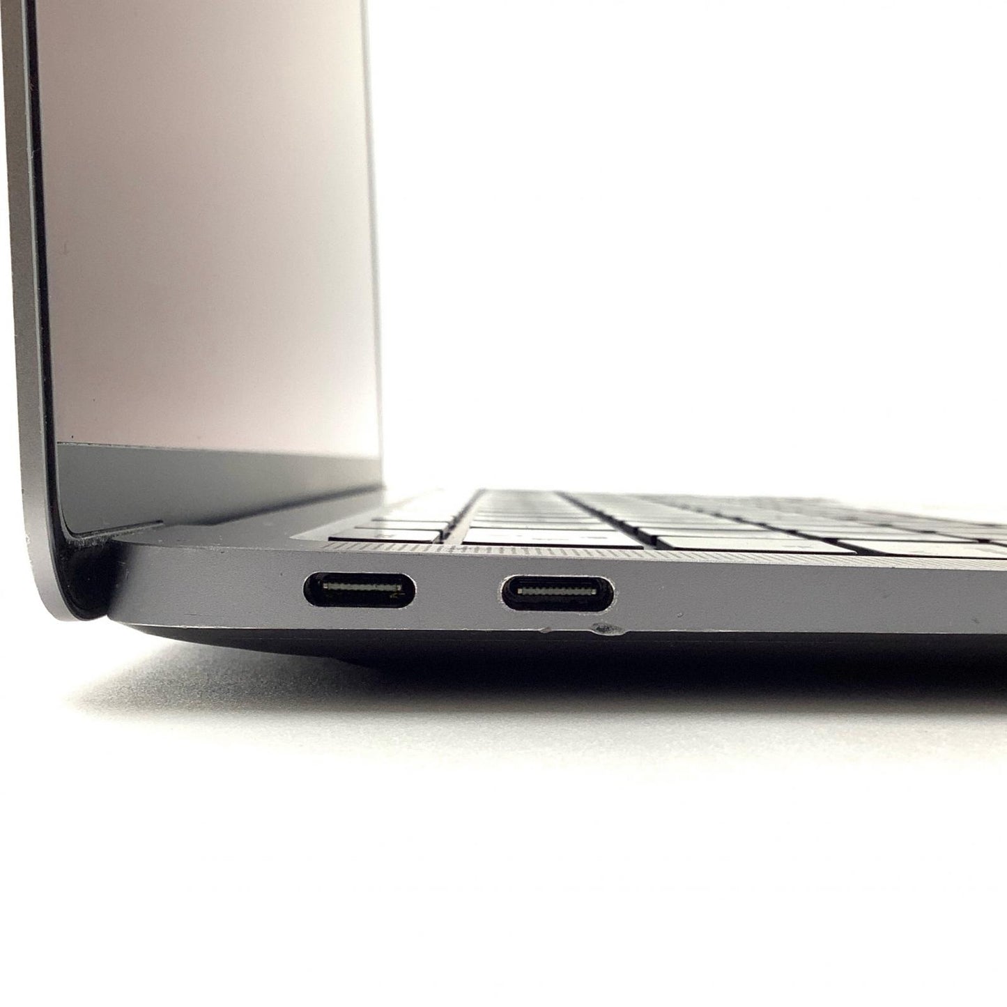 【全額返金保証】【最速発送】Apple MacBook Air 13.3インチ 2020 Apple M1 8GB SSD 512GB スペースグレイ 90% 動作確認済