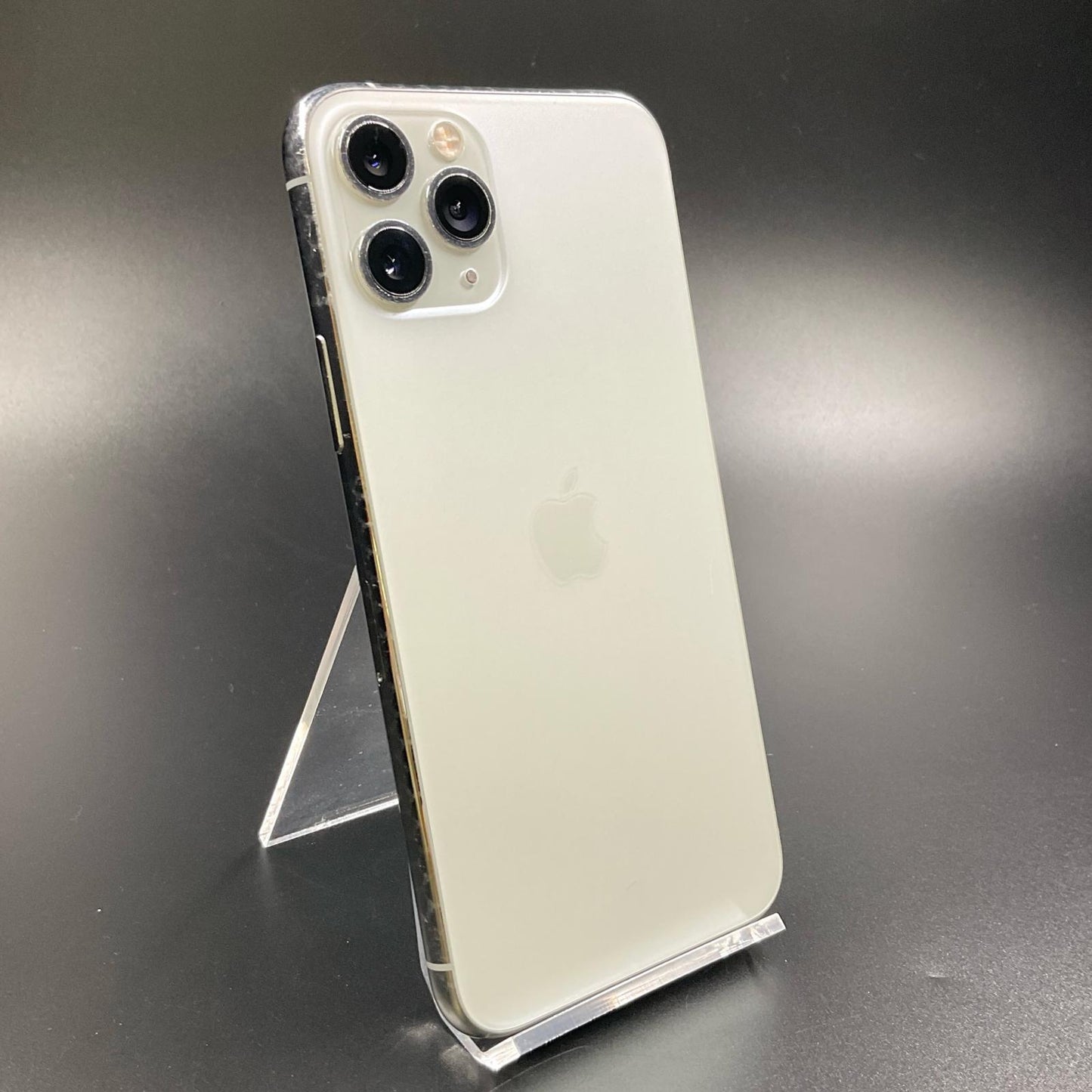 【全額返金保証】【最速発送】Apple iPhone iPhone 11 Pro 256GB シルバー Softbank 白ロム 動作確認済 70%