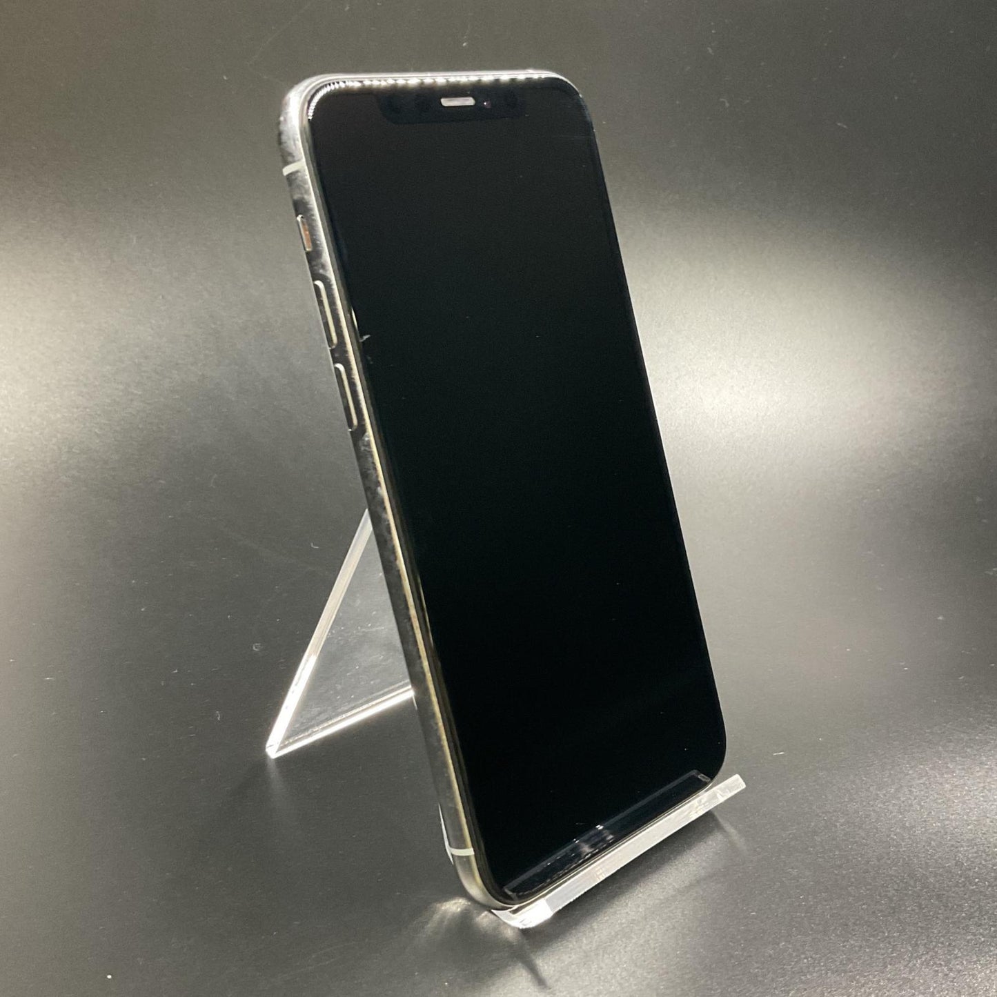 【全額返金保証】【最速発送】Apple iPhone iPhone 11 Pro 256GB シルバー Softbank 白ロム 動作確認済 70%