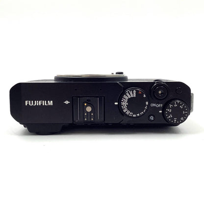 【全額返金保証】【最速発送】FUJIFILM デジタル一眼 X-E4 ボディ ブラック 動作確認済