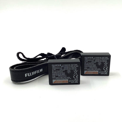 【全額返金保証】【最速発送】FUJIFILM デジタル一眼 X-E4 ボディ ブラック 動作確認済