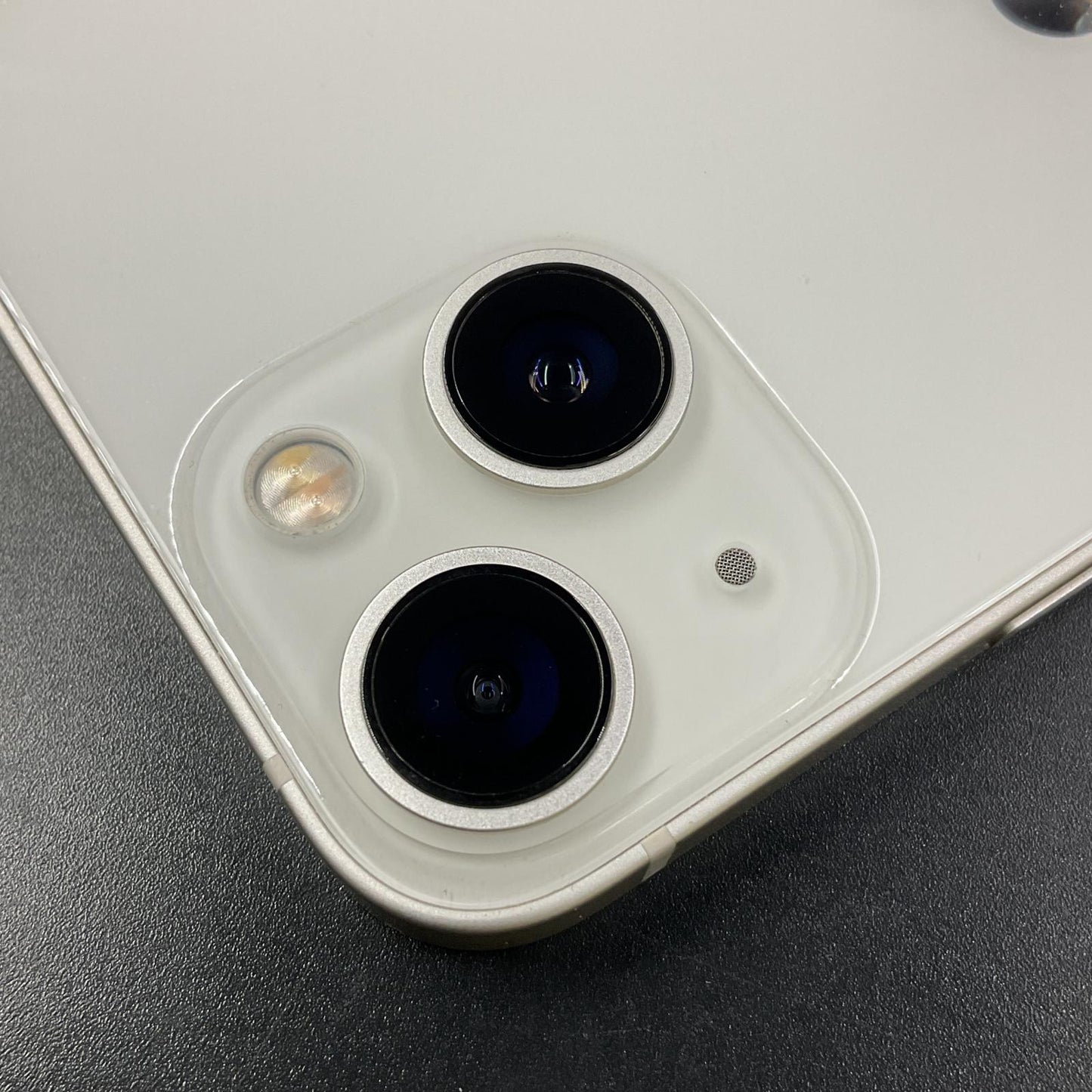 【全額返金保証】【最速発送】Apple iPhone iPhone 13 mini 128GB スターライト au 美品 動作確認済 86%