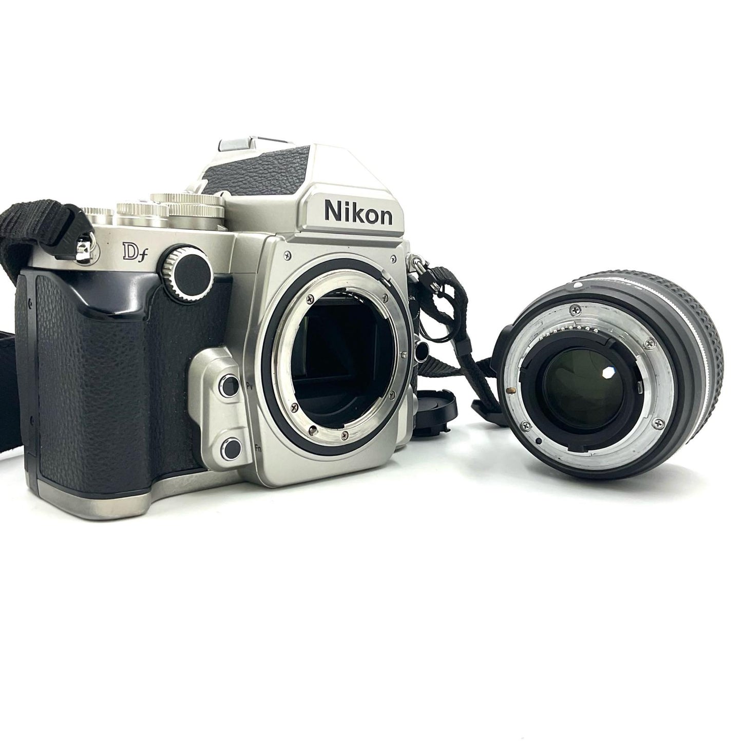 【全額返金保証】【最速発送】Nikon デジタル一眼 Df 50mm f/1.8G Special Editionキット シルバー 動作確認済