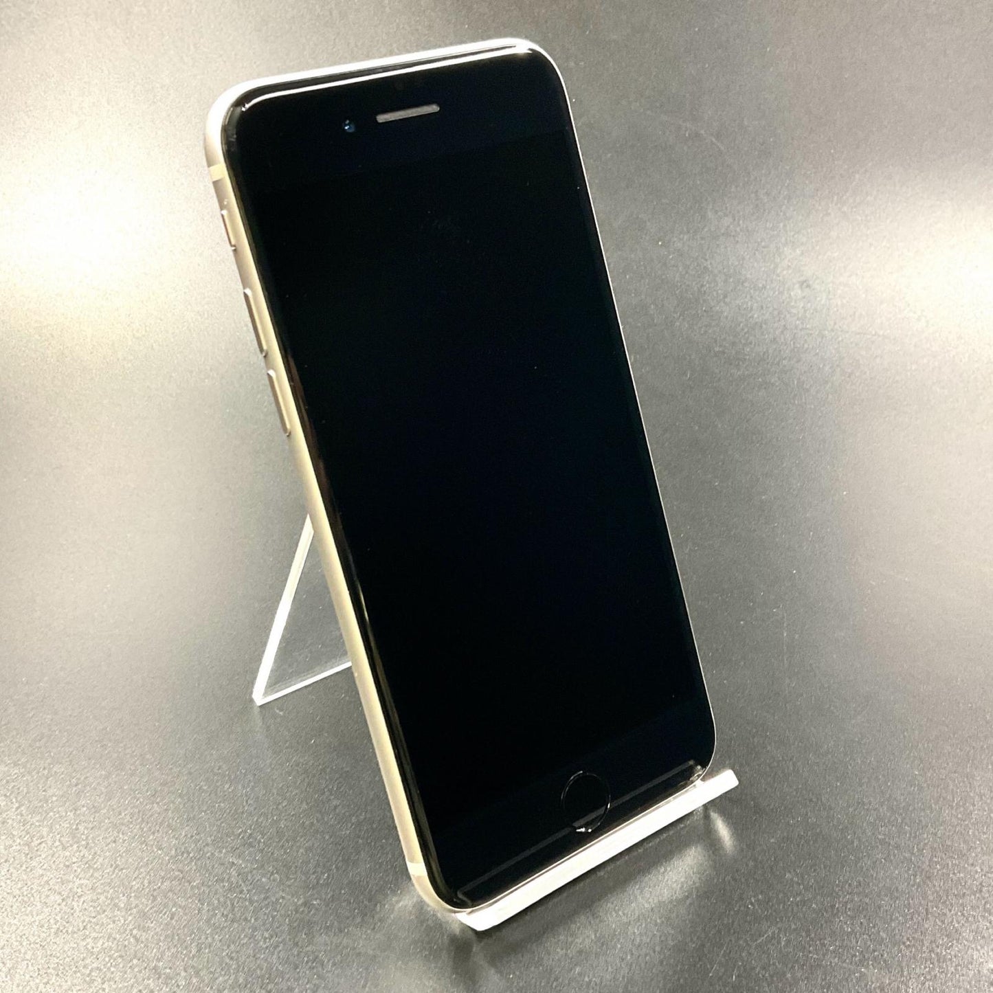【全額返金保証】【最速発送】Apple iPhone iPhone SE（第3世代） 64GB スターライト au 白ロム 動作確認済 84%