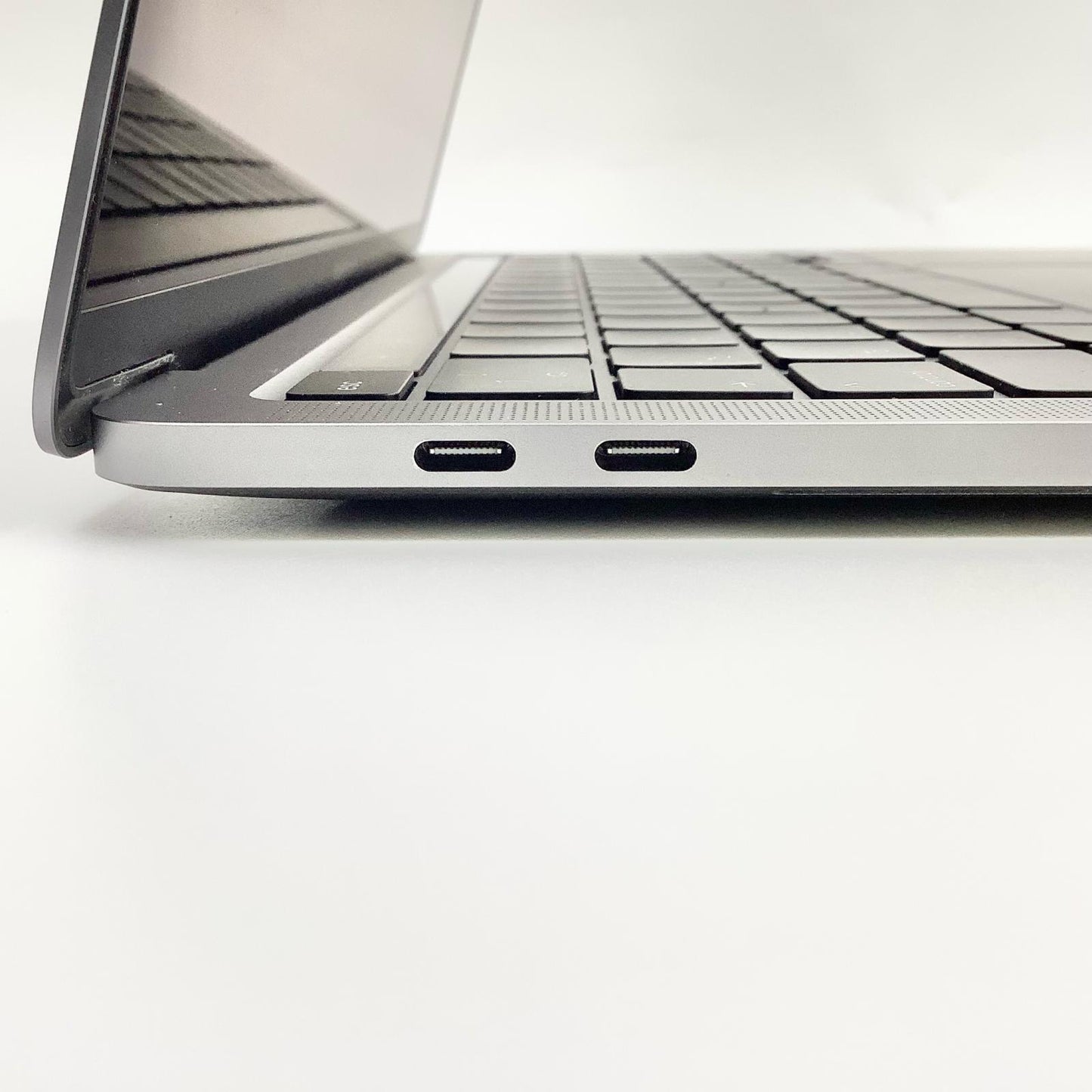 【全額返金保証】【最速発送】Apple MacBook Pro 13.3インチ 2020 Intel Core i7 32GB SSD 512GB スペースグレイ 85% 動作確認済