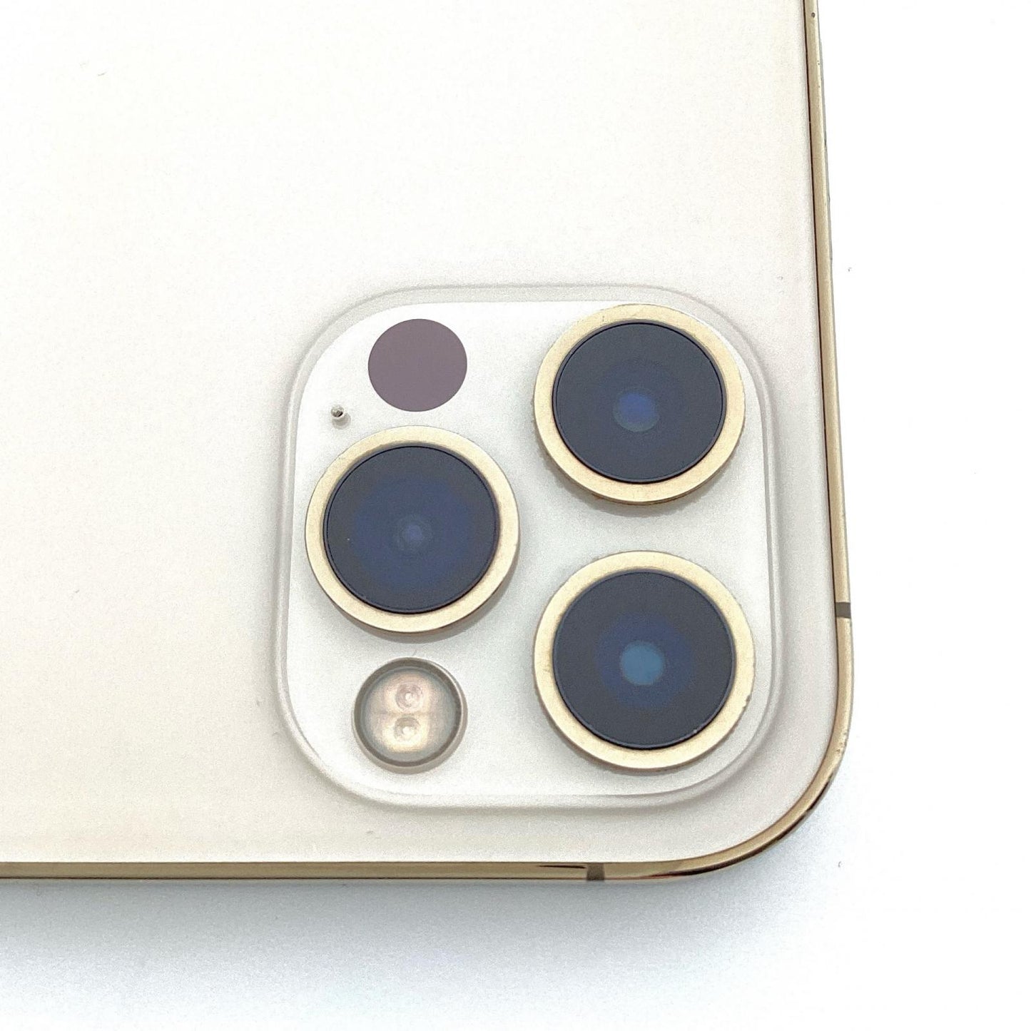 【全額返金保証】【最速発送】Apple iPhone iPhone 12 Pro 256GB ゴールド docomo 白ロム 動作確認済 80%