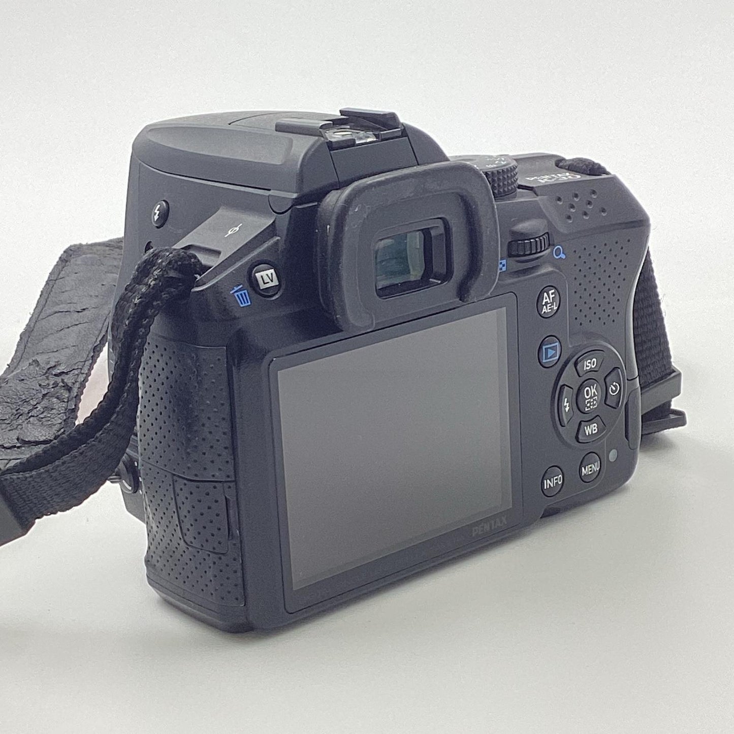 【全額返金保証】【最速発送】PENTAX デジタル一眼 K-30 ボディ ブラック 動作確認済