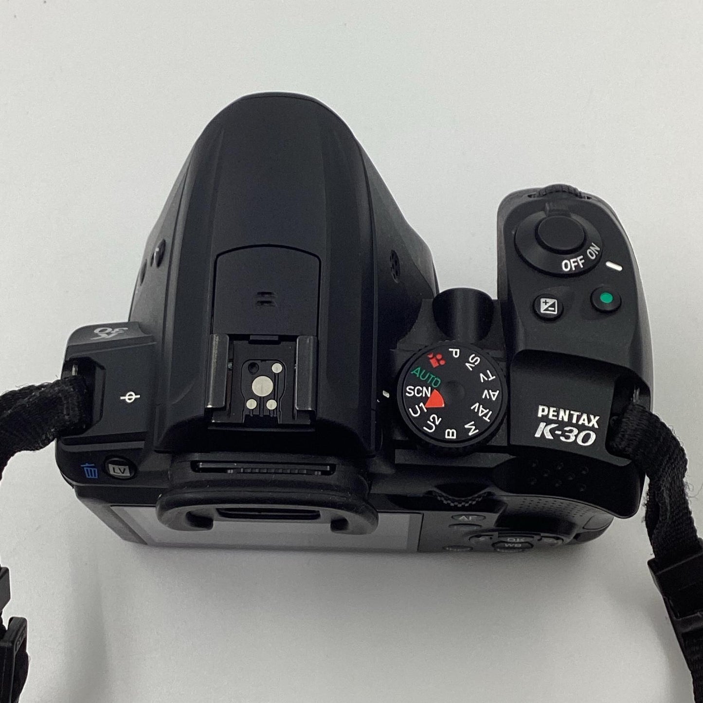 【全額返金保証】【最速発送】PENTAX デジタル一眼 K-30 ボディ ブラック 動作確認済