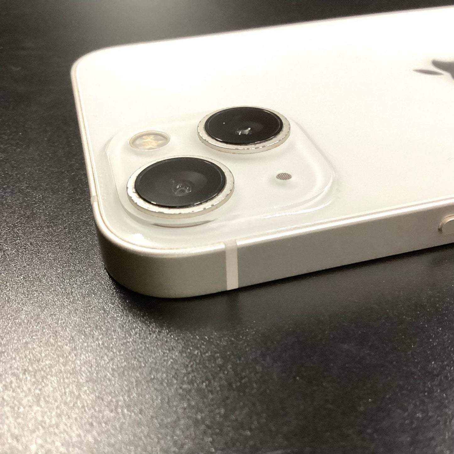 【全額返金保証】【最速発送】Apple iPhone iPhone 13 128GB スターライト docomo 白ロム 動作確認済 81%