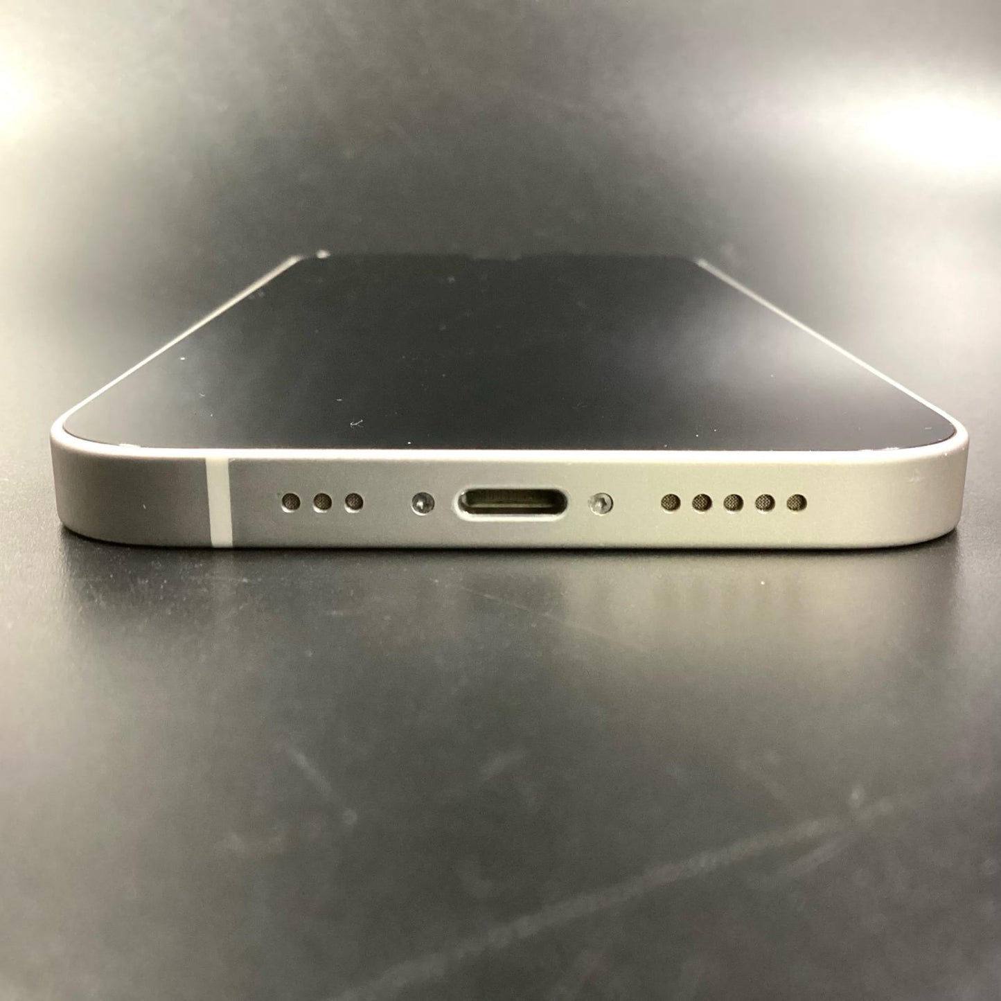 【全額返金保証】【最速発送】Apple iPhone iPhone 12 64GB ホワイト au 白ロム 動作確認済 78%