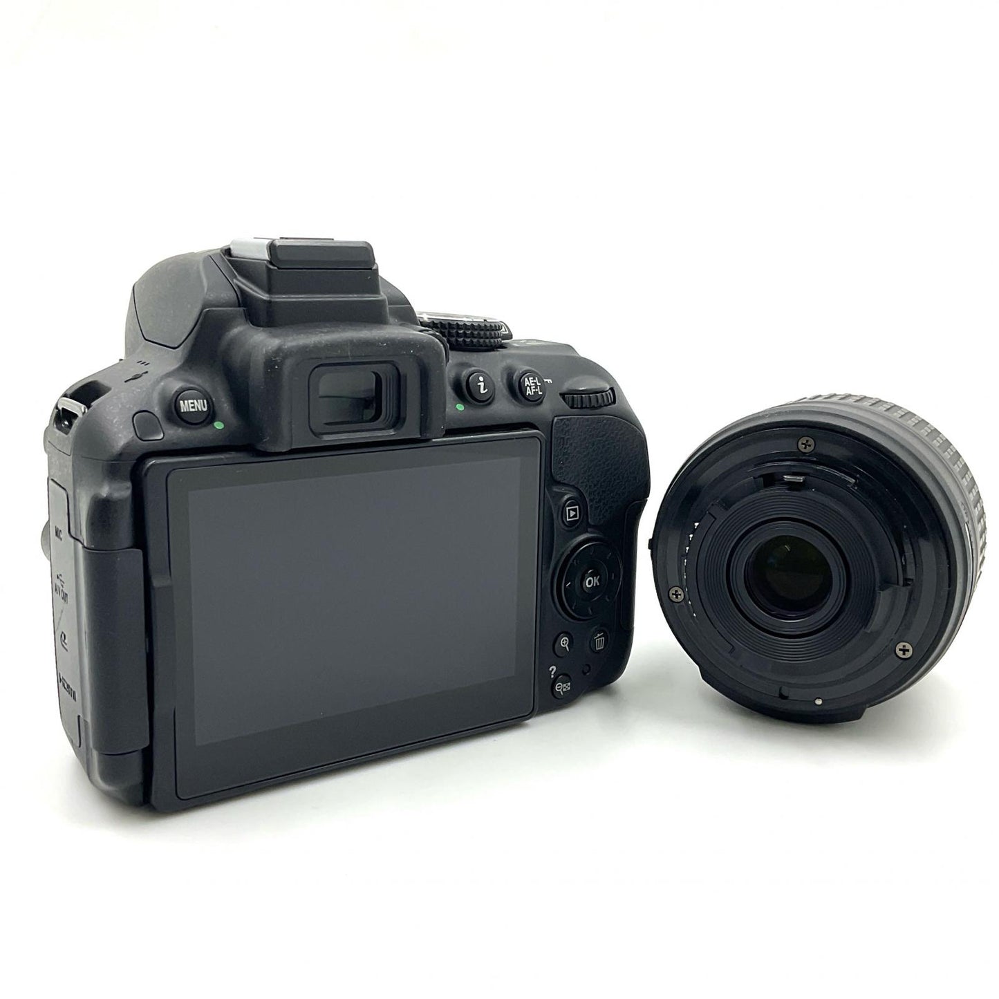 【全額返金保証】【最速発送】Nikon デジタル一眼 D5300 18-55 VR II レンズキット ブラック 動作確認済