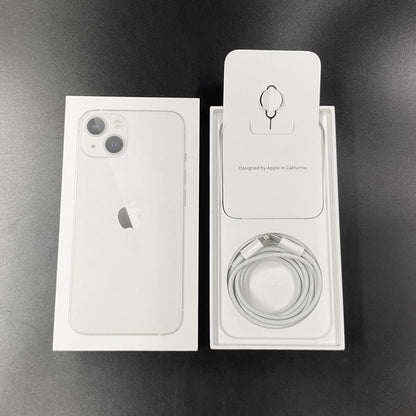 【全額返金保証】【最速発送】Apple iPhone iPhone 13 256GB スターライト docomo 動作確認済 78%