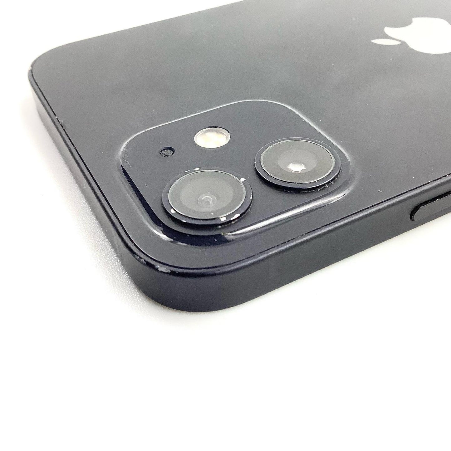 【全額返金保証】【最速発送】Apple iPhone iPhone 12 64GB ブラック docomo 白ロム 動作確認済 73%