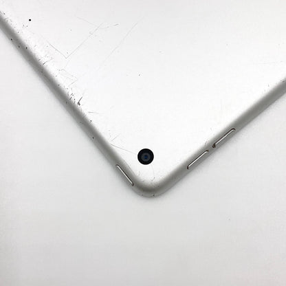 【最速発送】Apple iPad iPad 10.2インチ 第9世代 64GB シルバー Wi-Fi【難有】