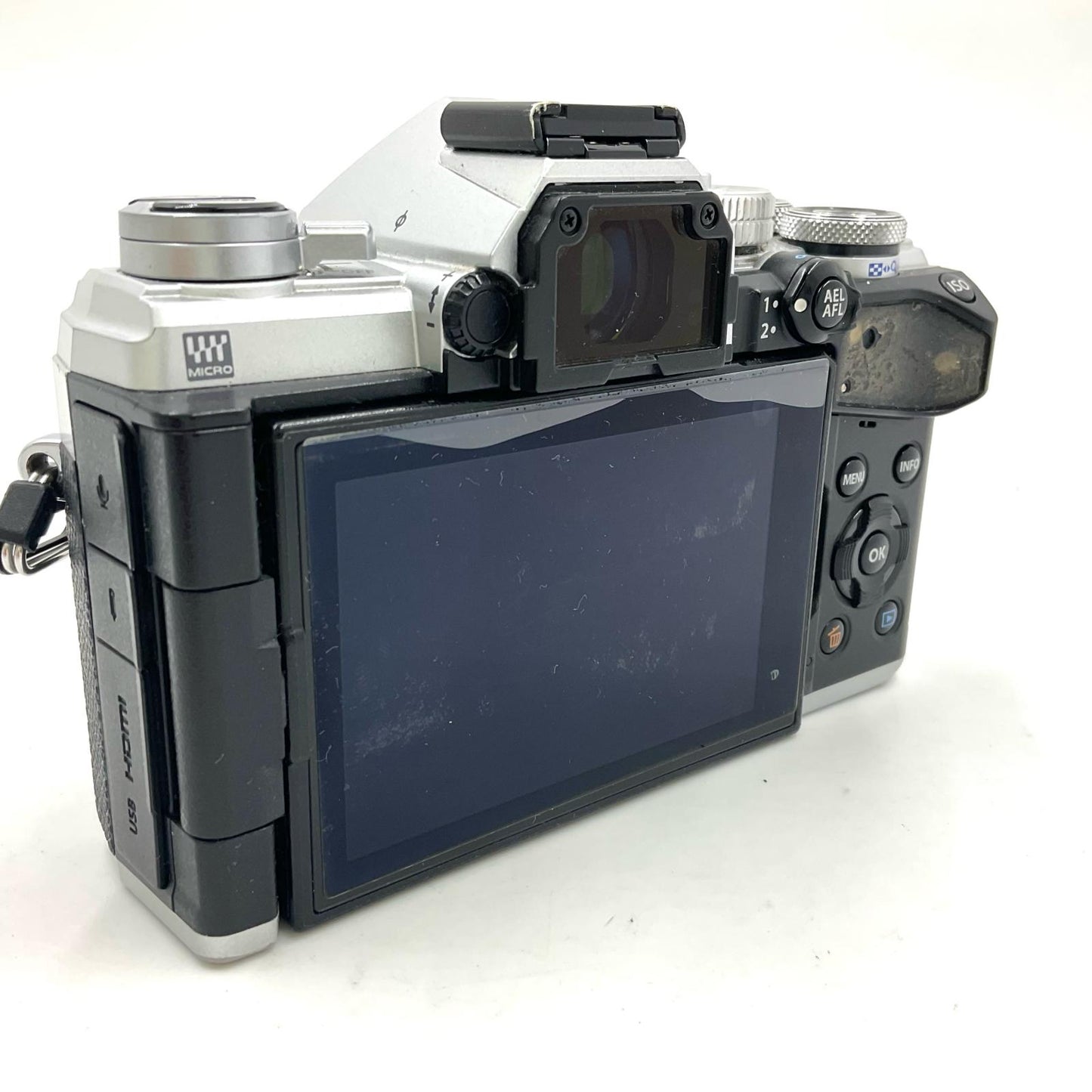 【全額返金保証】【最速発送】OLYMPUS デジタル一眼 OM-D E-M5 Mark III シルバー 動作確認済
