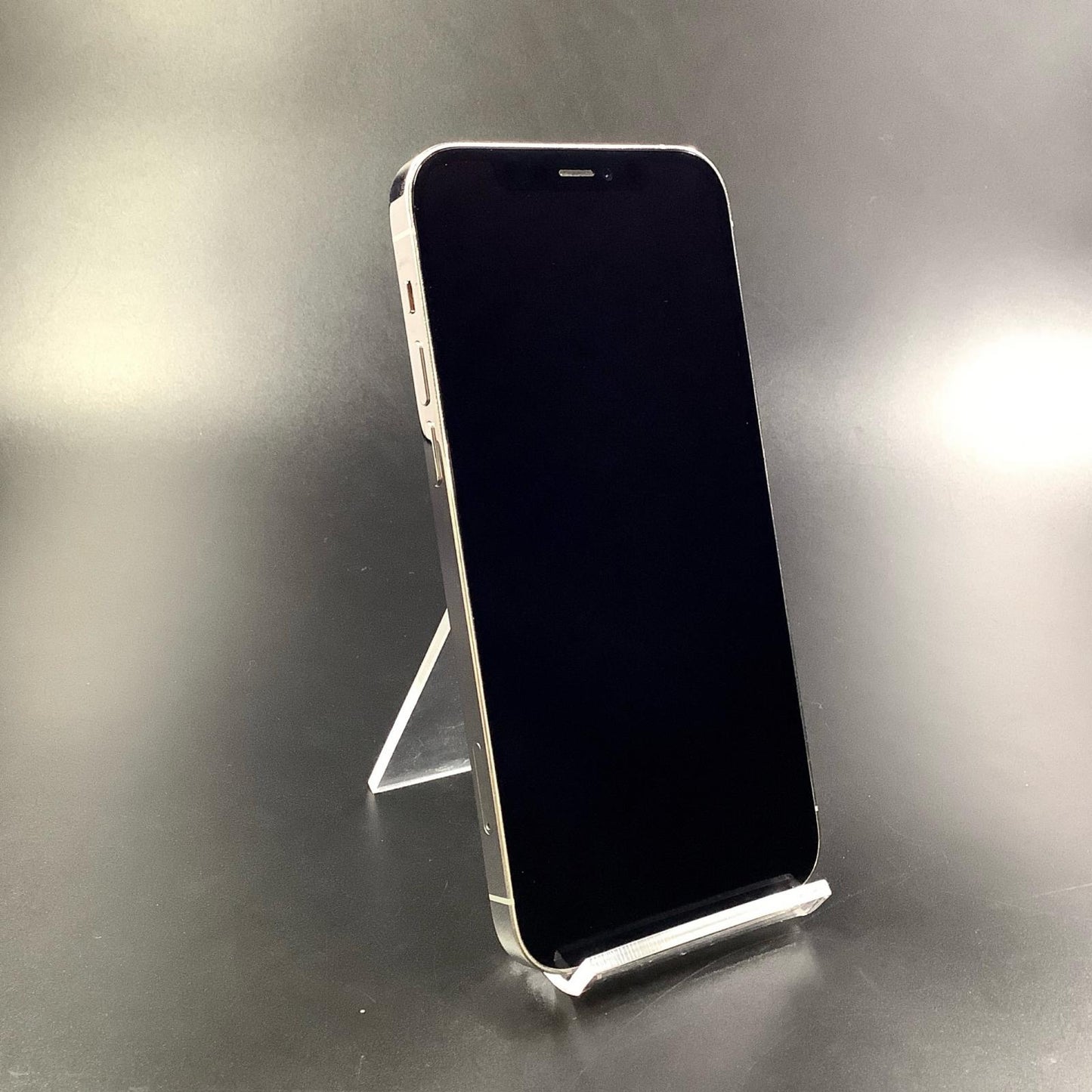 【全額返金保証】【最速発送】Apple iPhone iPhone 12 Pro 128GB シルバー au 動作確認済 77%