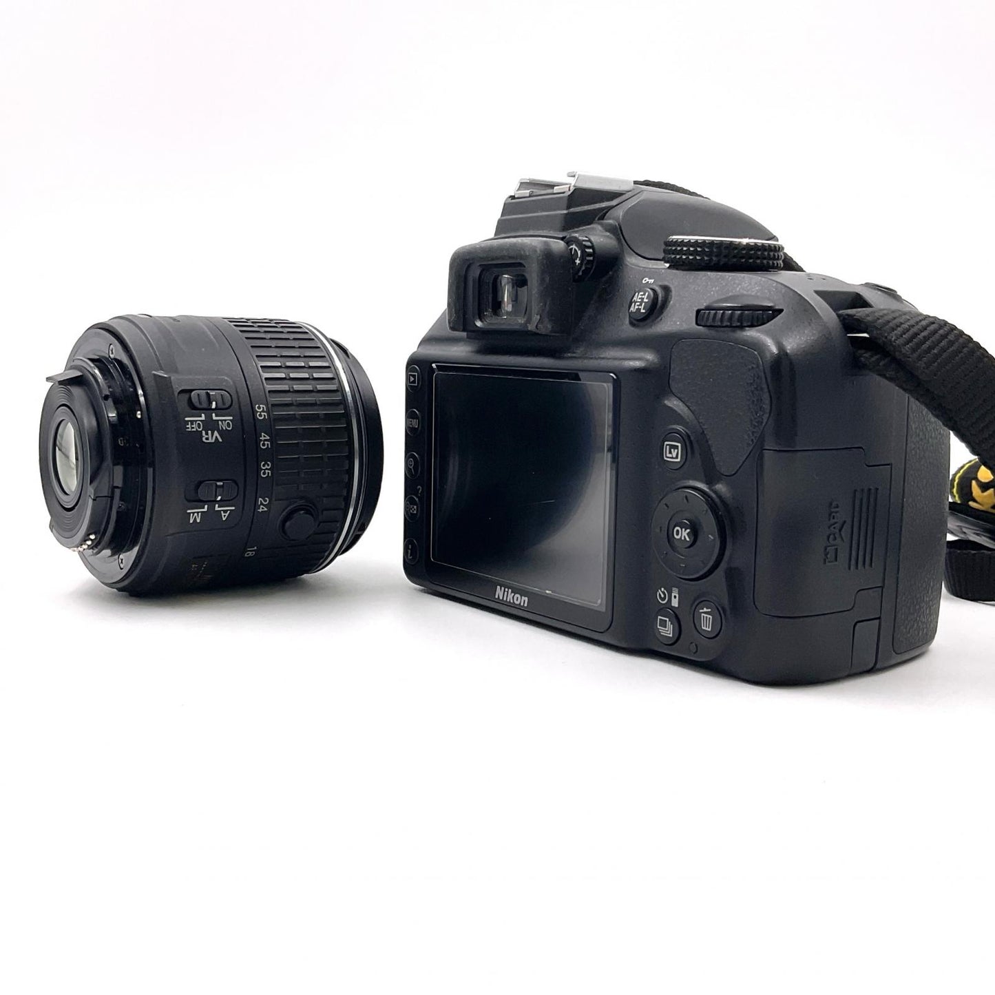 【全額返金保証】【最速発送】Nikon デジタル一眼 D3300 18-55 VRII レンズキット ブラック 動作確認済