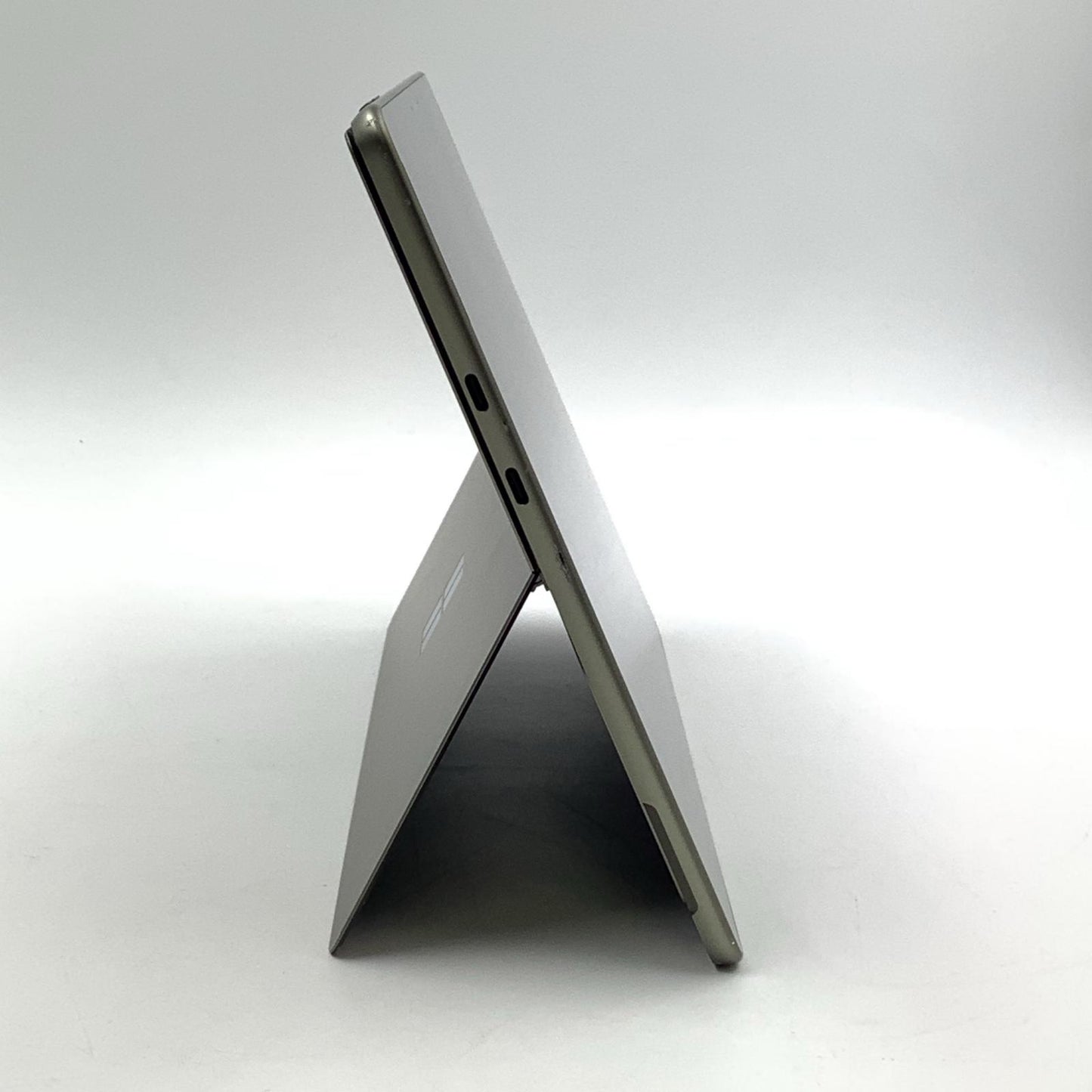 【全額返金保証】【最速発送】Microsoft Surface Pro 9 2038 Intel Core i5-1235U 8GB M.2 SSD 256GB 88.1% 動作確認済