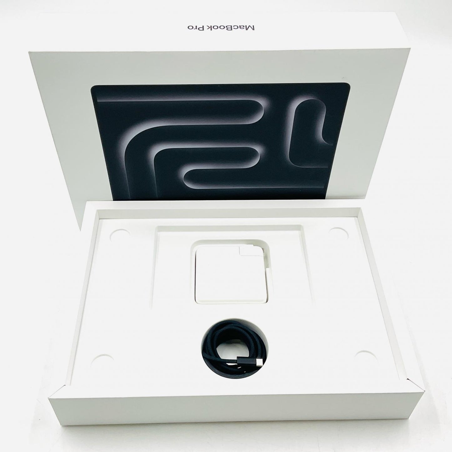 【全額返金保証】【最速発送】Apple MacBook Pro 14インチ 2023 Apple M3 Pro 18GB SSD 1TB スペースブラック 100% 動作確認済