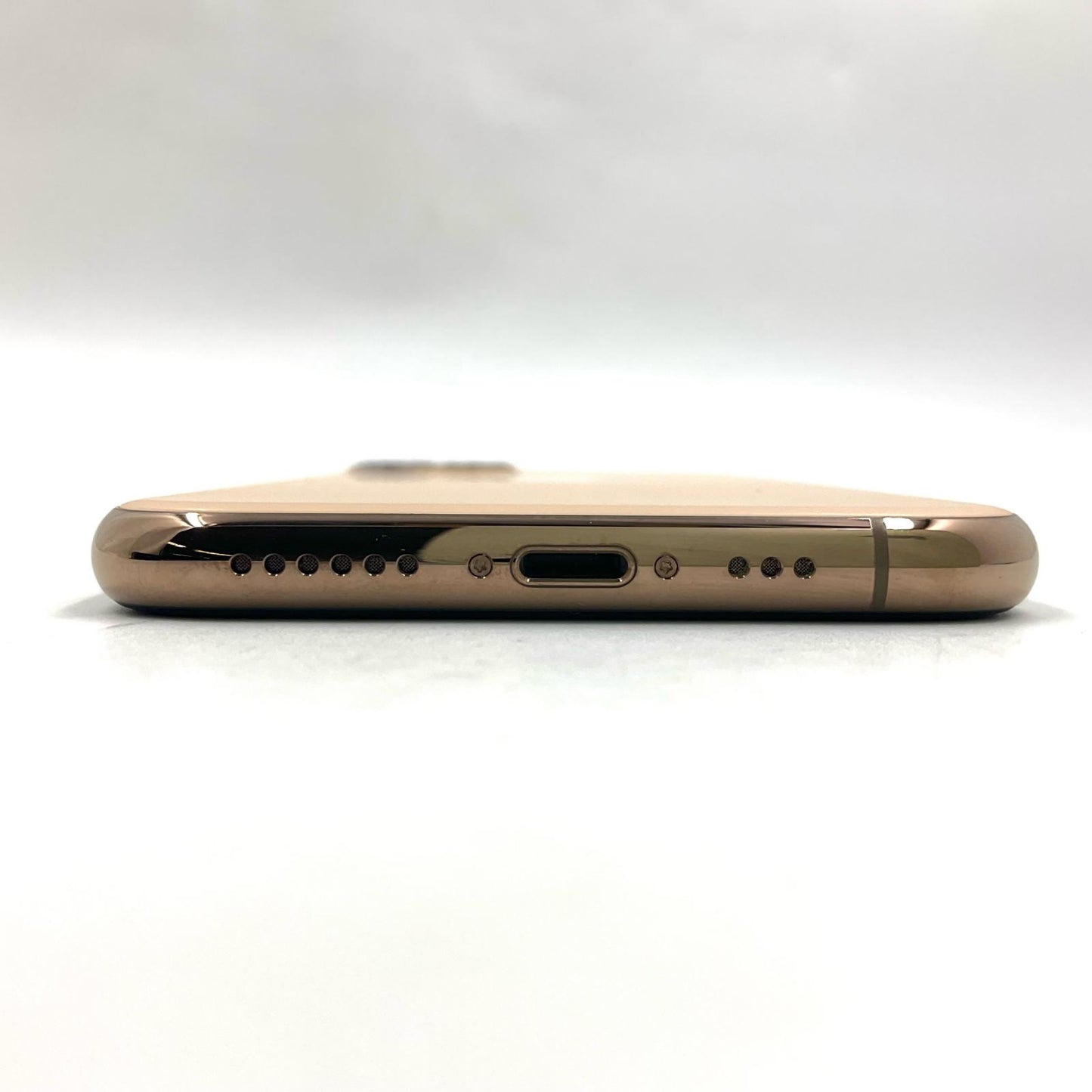 【全額返金保証】【最速発送】Apple iPhone iPhone 11 Pro 256GB ゴールド docomo 白ロム 動作確認済 81%