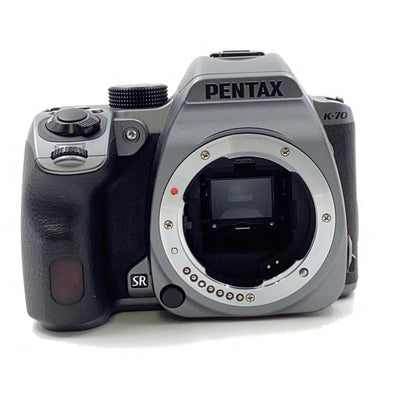 【全額返金保証】【最速発送】PENTAX デジタル一眼 K-70 ボディ シルバー 美品 動作確認済