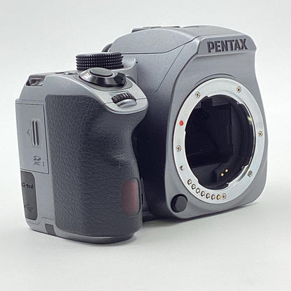 【全額返金保証】【最速発送】PENTAX デジタル一眼 K-70 ボディ シルバー 美品 動作確認済