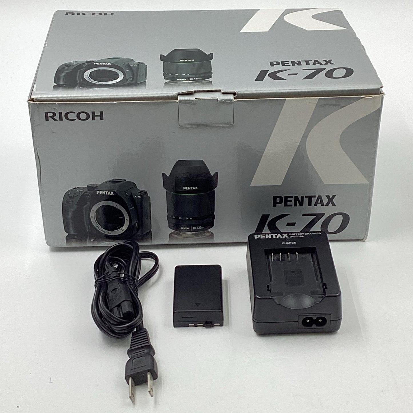 【全額返金保証】【最速発送】PENTAX デジタル一眼 K-70 ボディ シルバー 美品 動作確認済