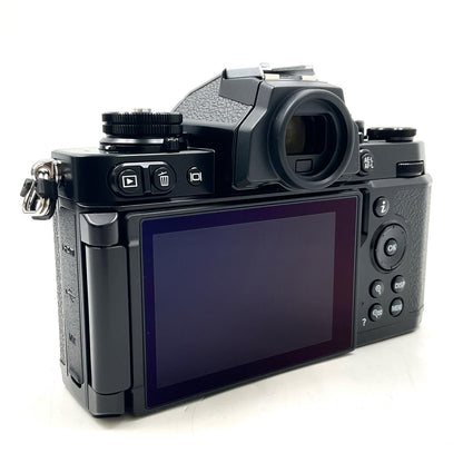 【全額返金保証】【最速発送】Nikon デジタル一眼 Z fc 16-50 VR レンズキット ブラック 超美品 動作確認済