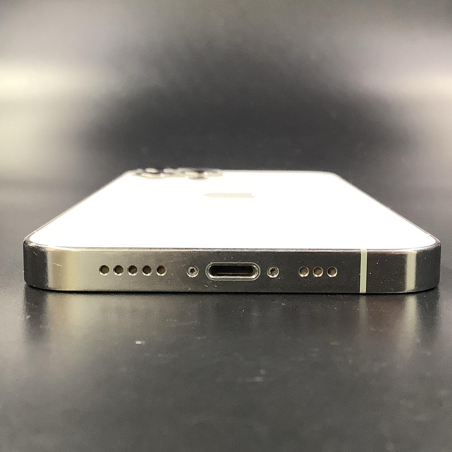 【全額返金保証】【最速発送】Apple iPhone iPhone 12 Pro 256GB シルバー docomo 白ロム 動作確認済 74%