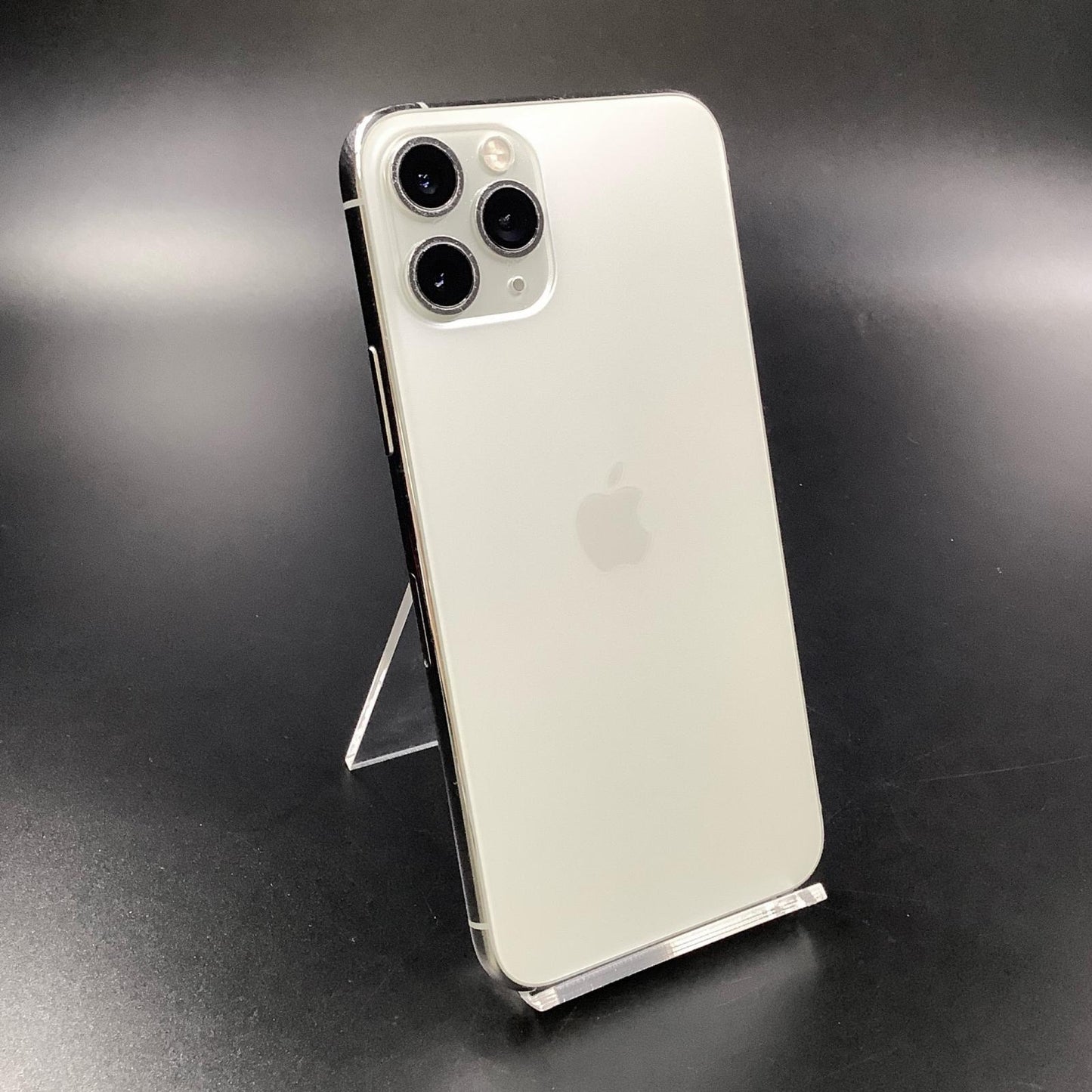 【全額返金保証】【最速発送】Apple iPhone iPhone 11 Pro 64GB シルバー Softbank 白ロム 動作確認済 74%